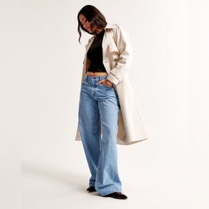 NWT Abercrombie & Fitch Curve Love Low-Rise Ultra Loose Jeans Size 25